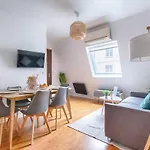 Appartement near to Saint Lazare - 6P